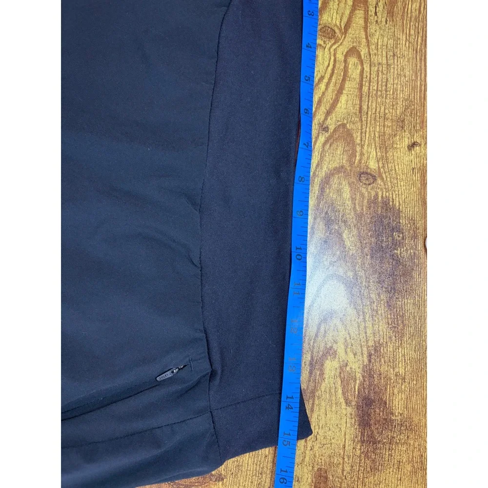 Athleta Soho Skort Black Active Hiking Travel Skirt with Pockets Size 8